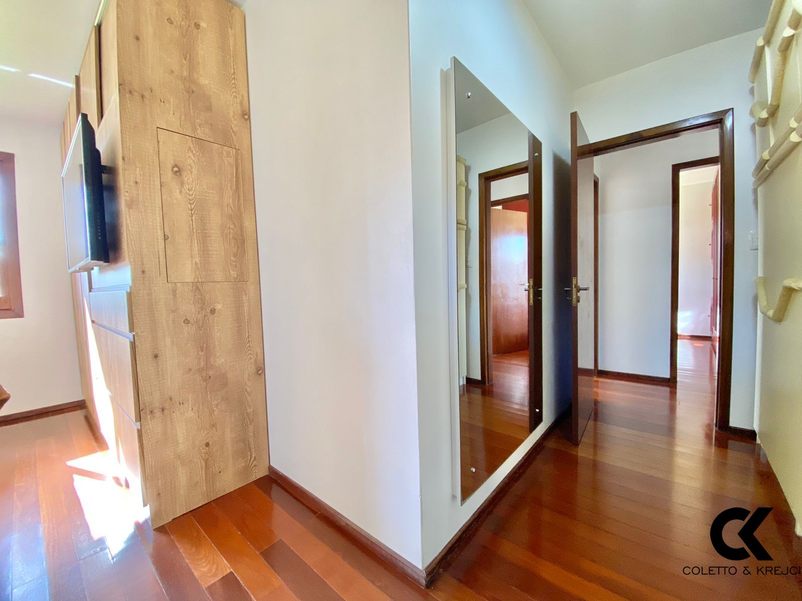 Casa à venda com 4 quartos, 300m² - Foto 31