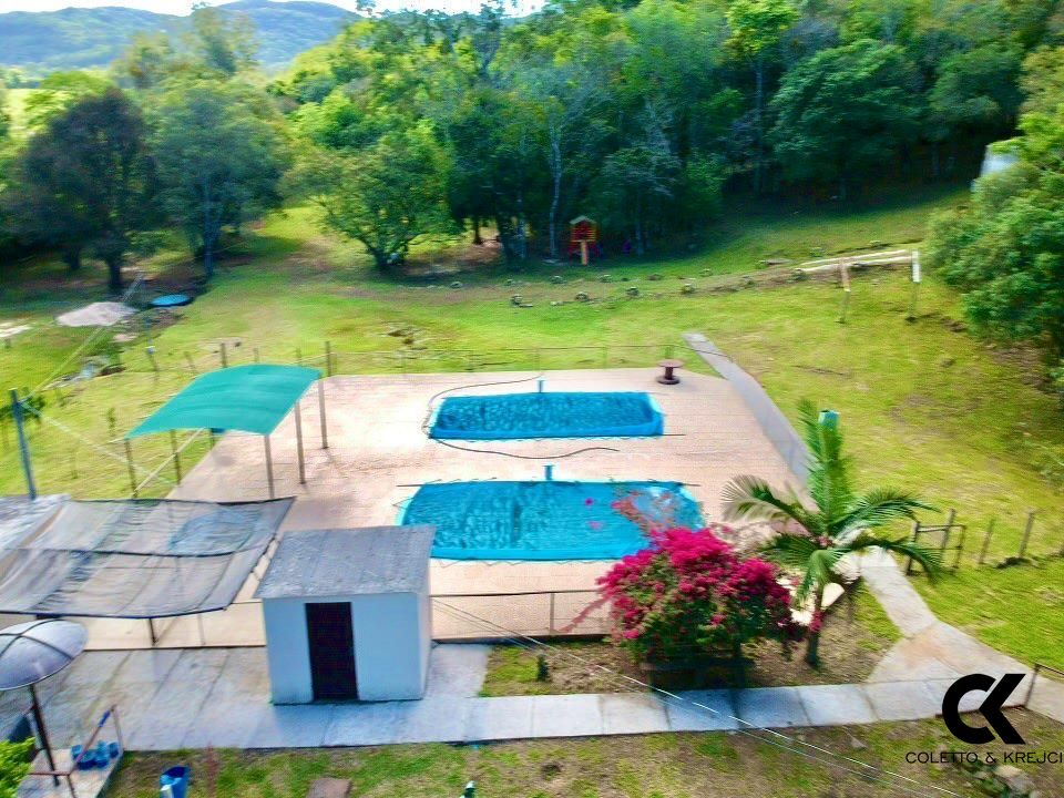 Sítio à venda com 2 quartos, 88m² - Foto 2
