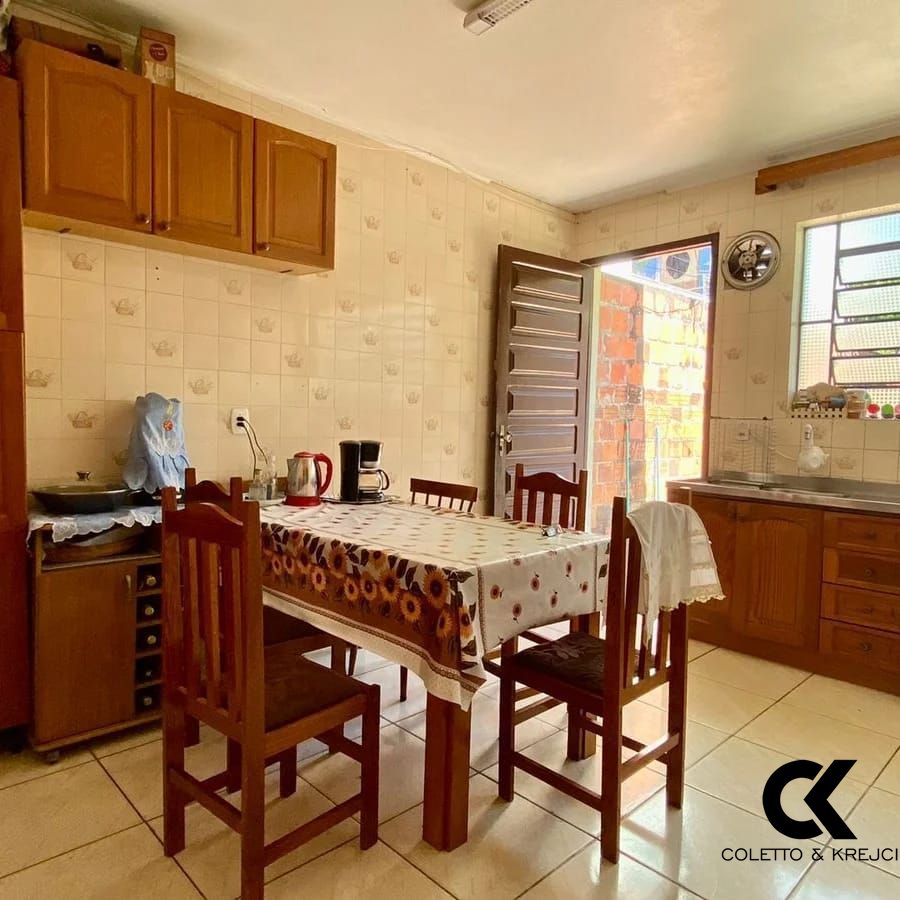 Casa à venda com 3 quartos, 200m² - Foto 6