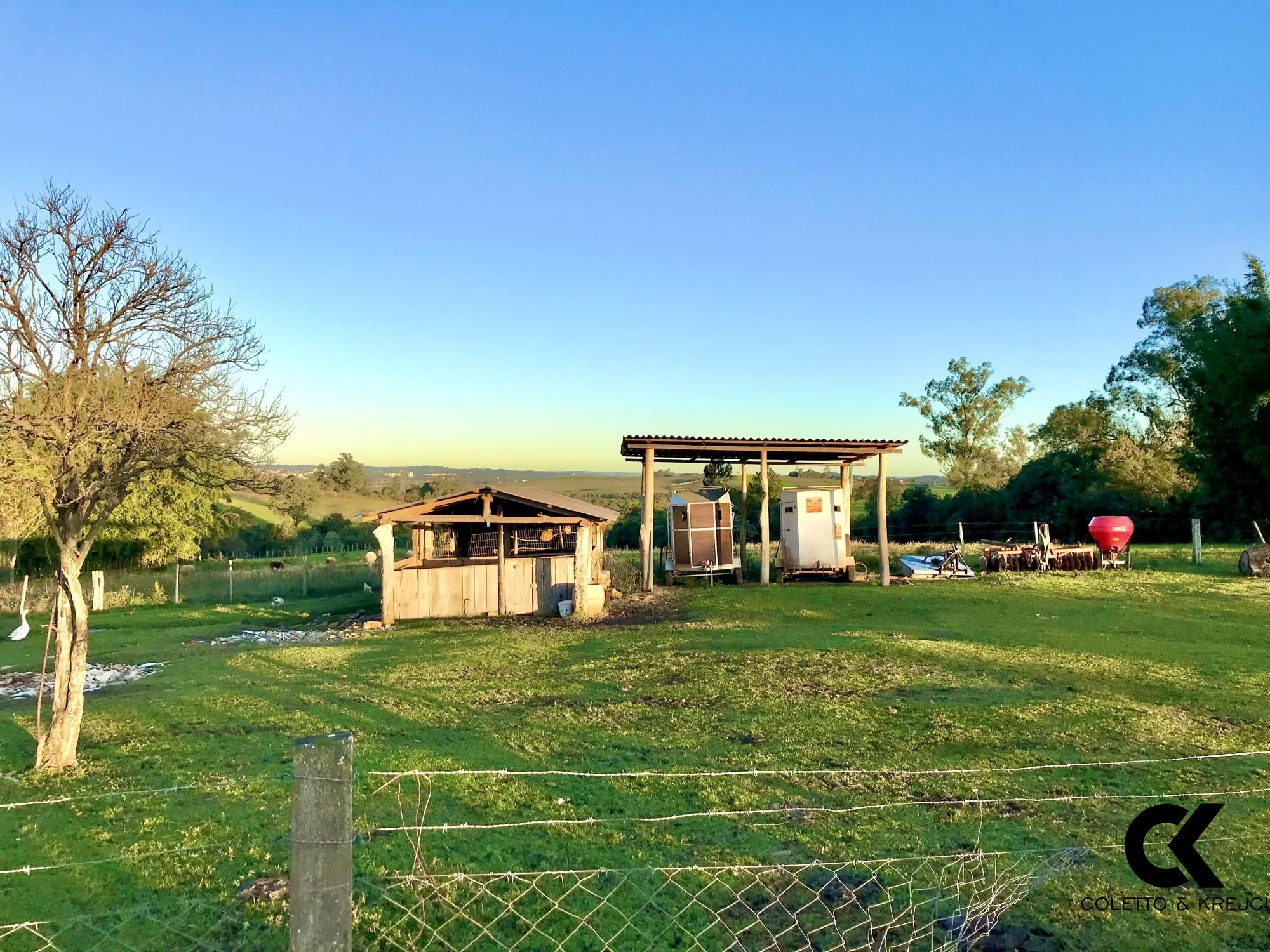 Fazenda à venda com 3 quartos, 185000m² - Foto 2