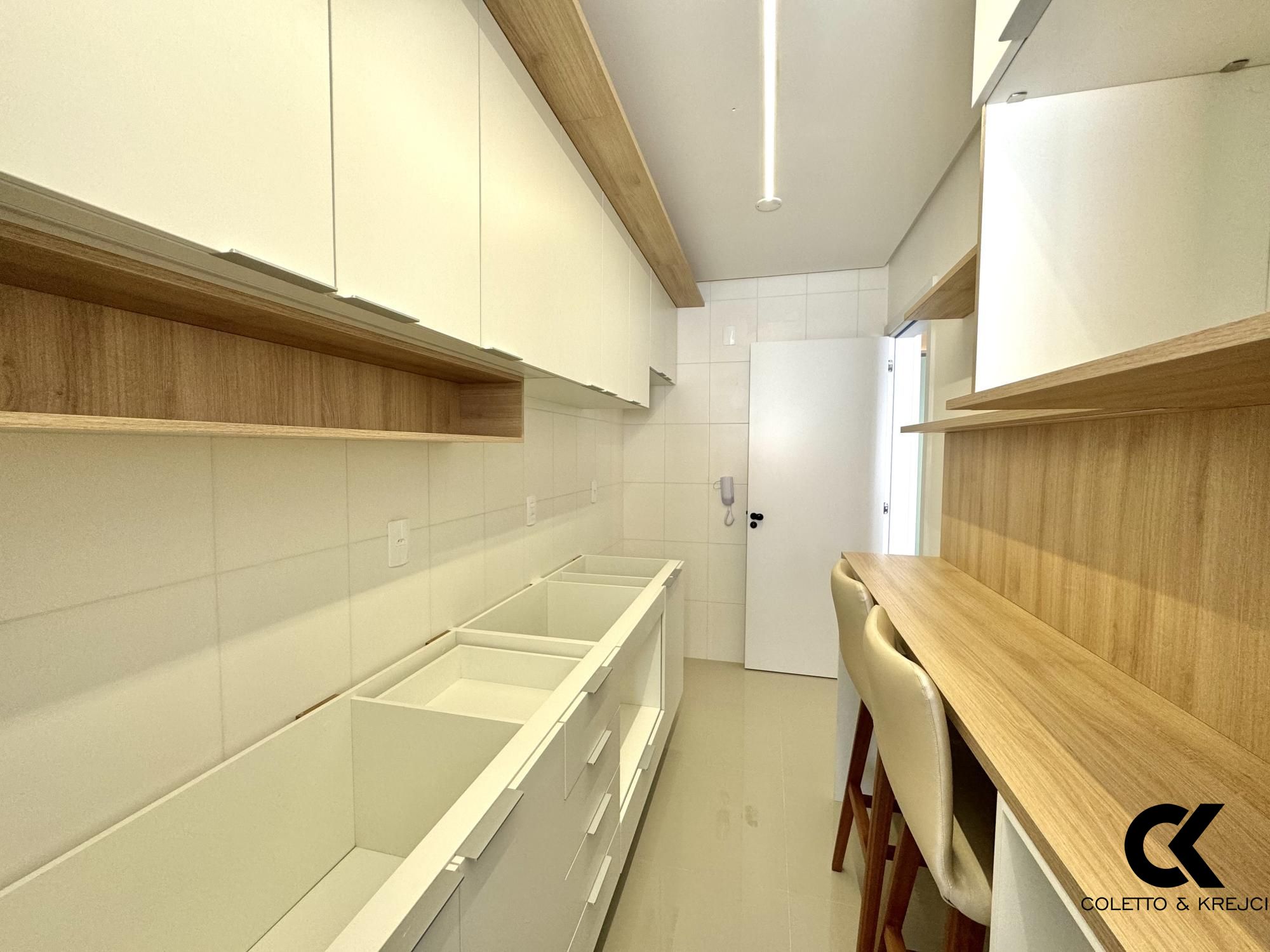 Apartamento à venda com 2 quartos, 68m² - Foto 8