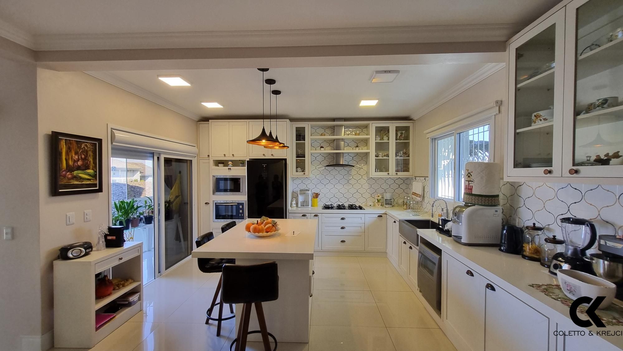 Casa à venda com 3 quartos, 207m² - Foto 17