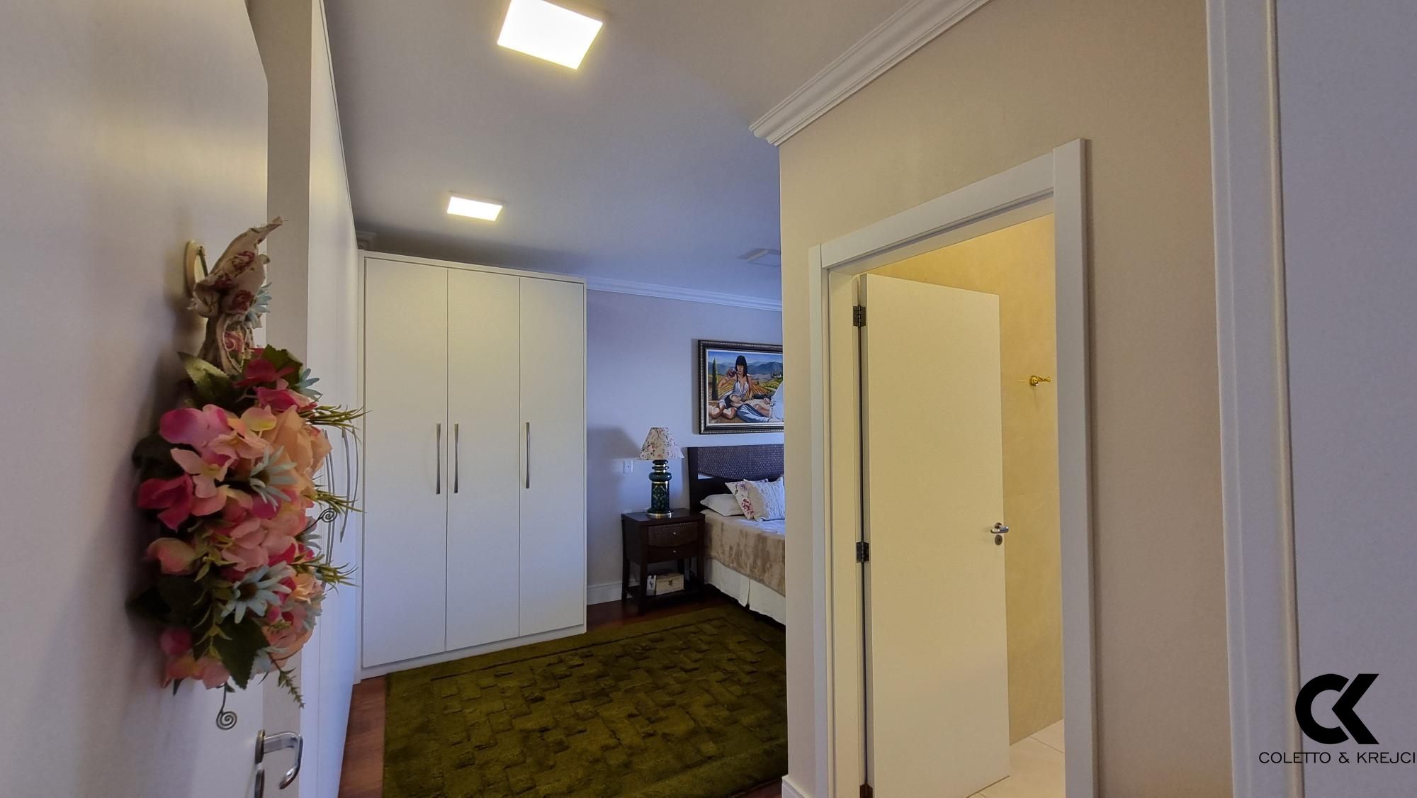 Casa à venda com 3 quartos, 207m² - Foto 29