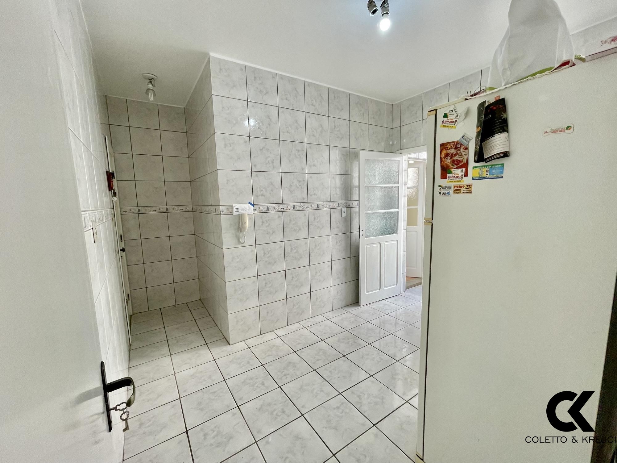 Apartamento à venda com 2 quartos, 71m² - Foto 9