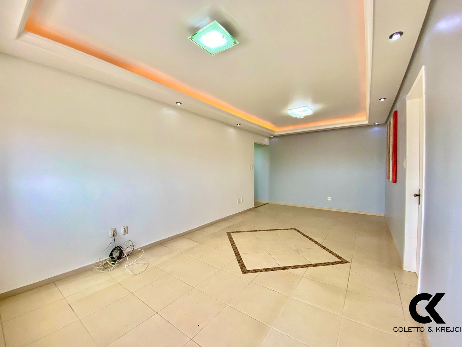 Apartamento à venda com 3 quartos, 115m² - Foto 8