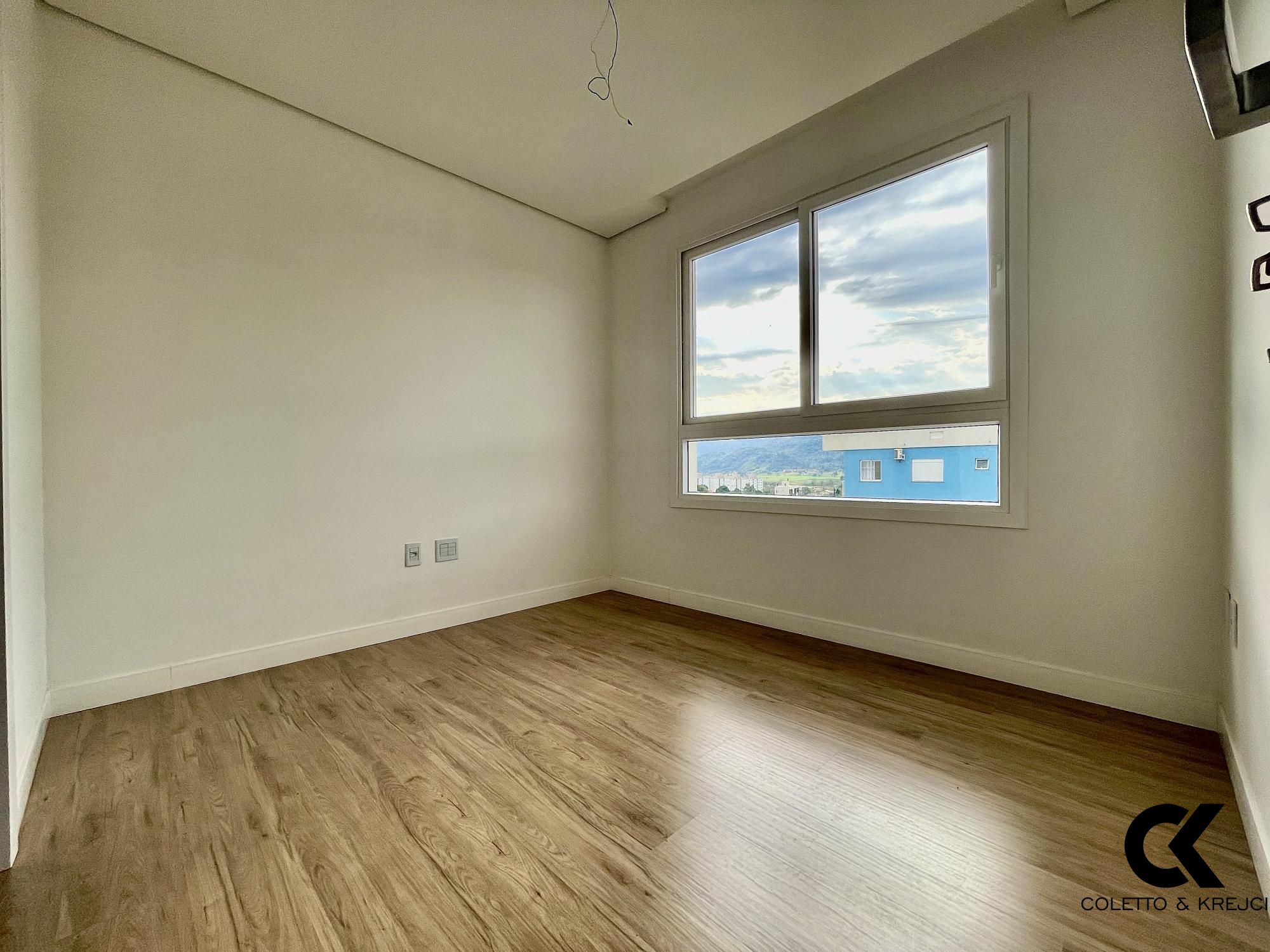 Apartamento à venda com 2 quartos, 66m² - Foto 28