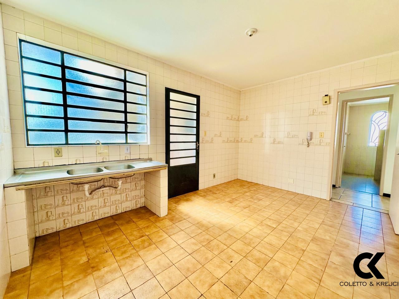 Apartamento à venda com 2 quartos, 102m² - Foto 17