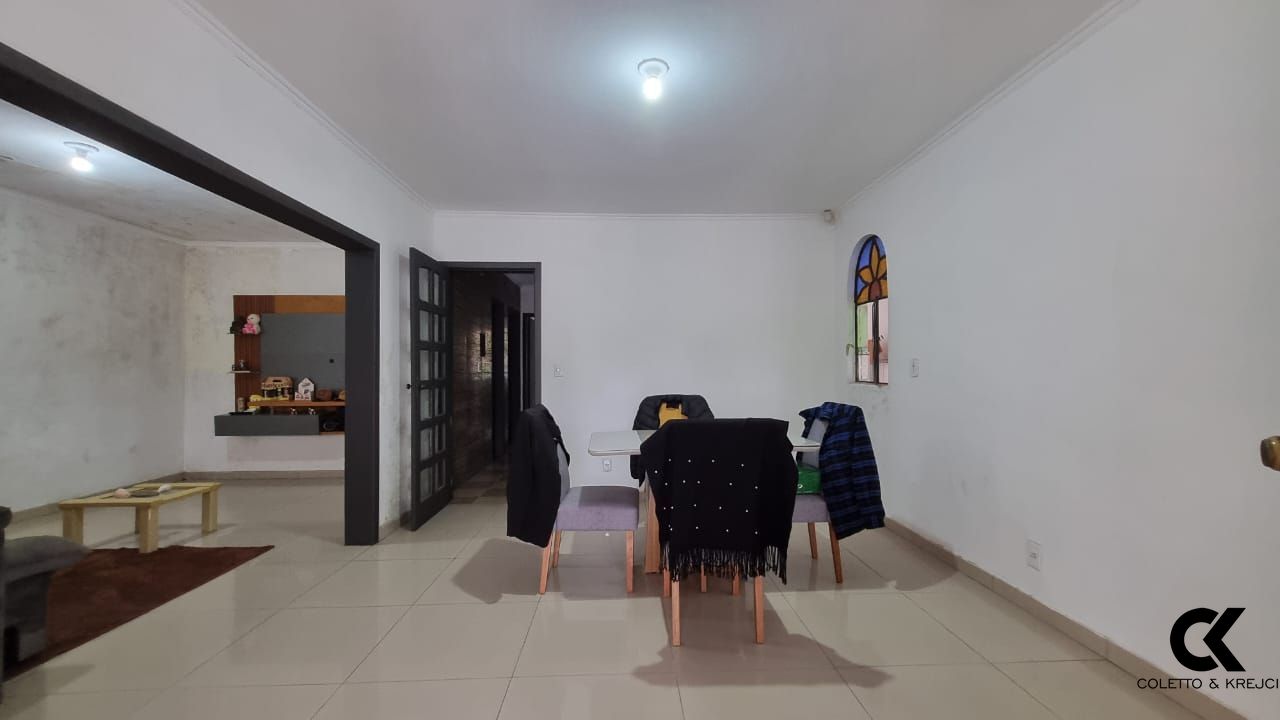 Casa, 4 quartos, 380 m² - Foto 2