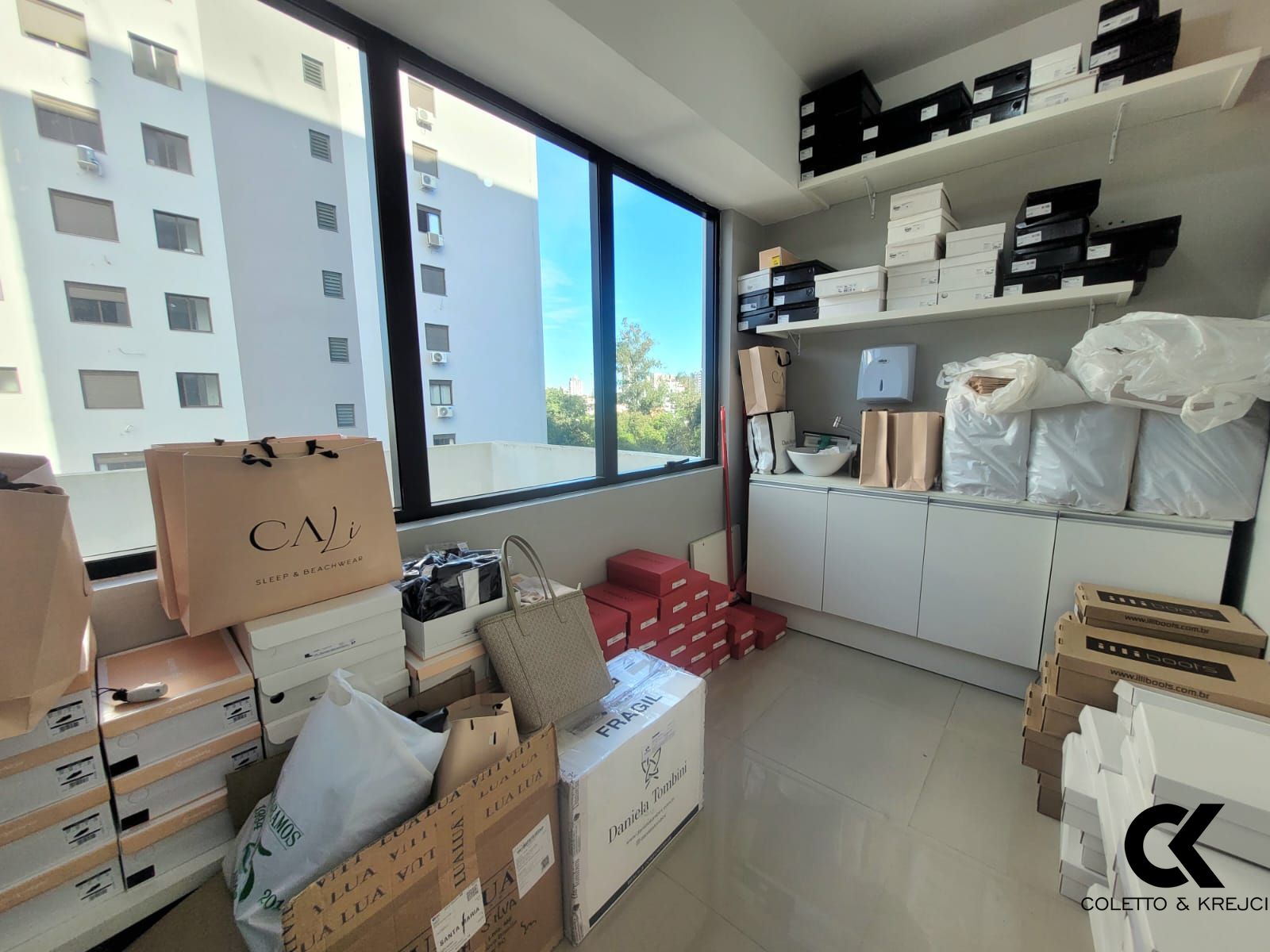 Conjunto Comercial-Sala à venda com 1 quarto, 38m² - Foto 4