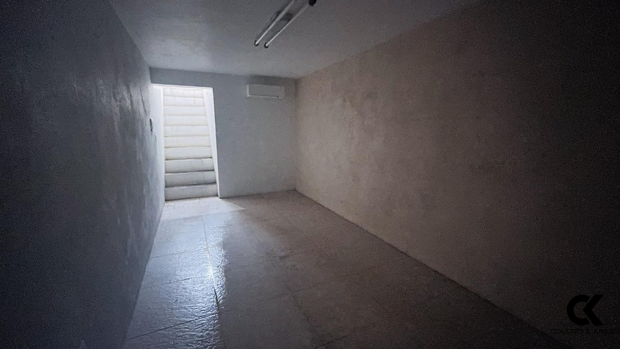 Casa à venda com 3 quartos, 235m² - Foto 20