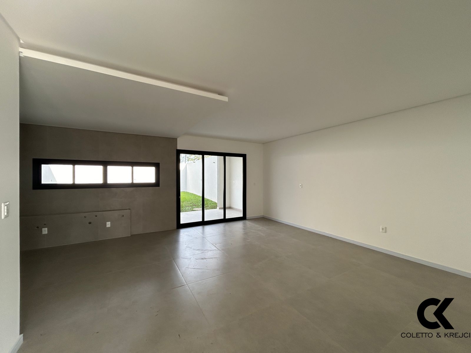 Casa à venda com 3 quartos, 197m² - Foto 9