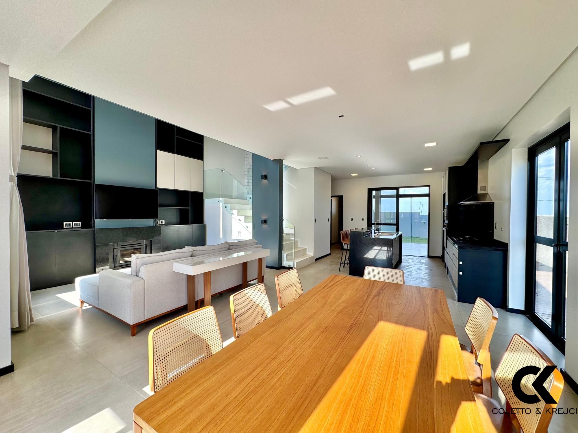 Casa de Condomínio à venda com 3 quartos, 245m² - Foto 5