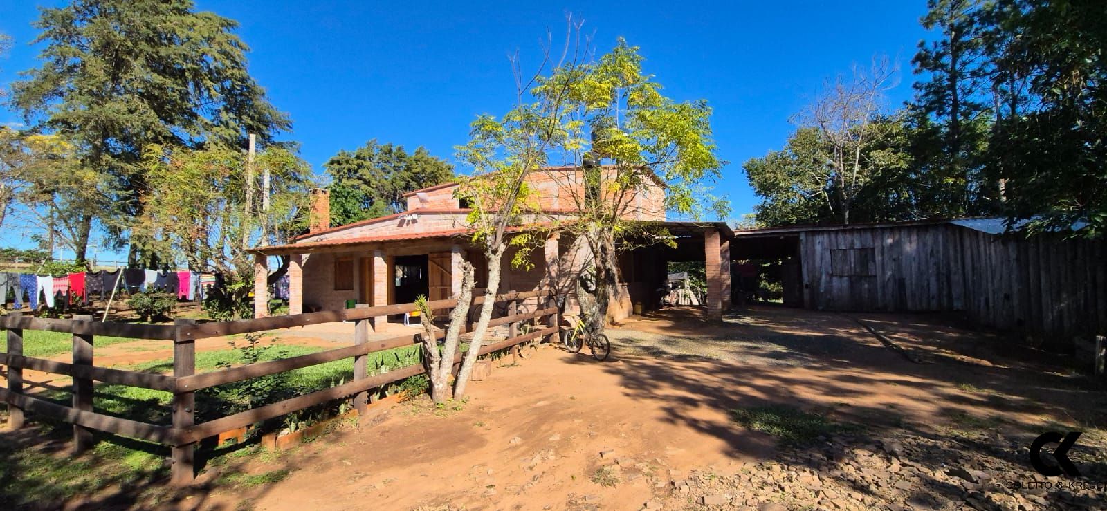 Sítio à venda com 3 quartos, 170m² - Foto 2