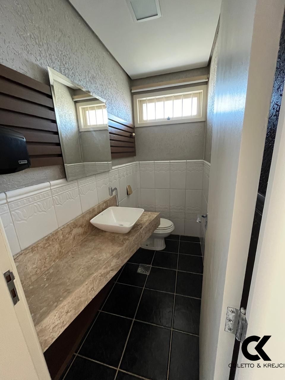 Casa, 4 quartos, 290 m² - Foto 4