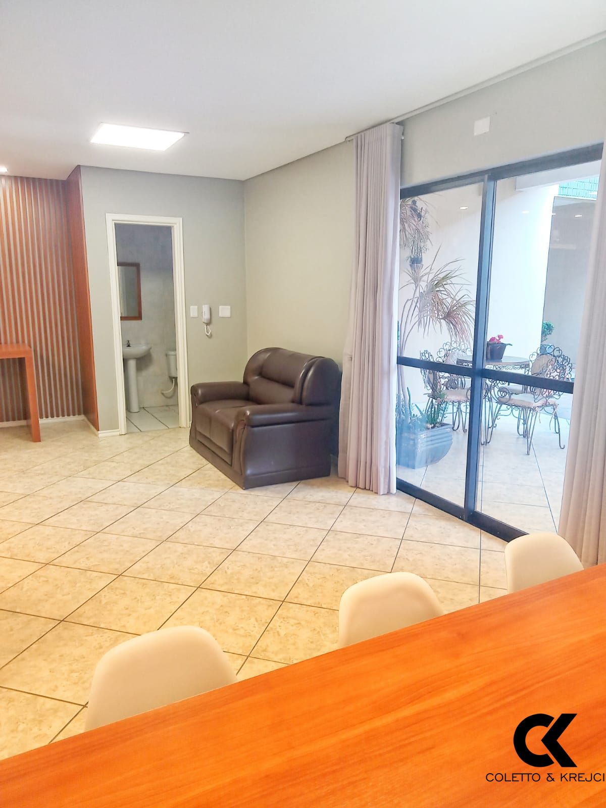 Apartamento à venda com 2 quartos, 91m² - Foto 5