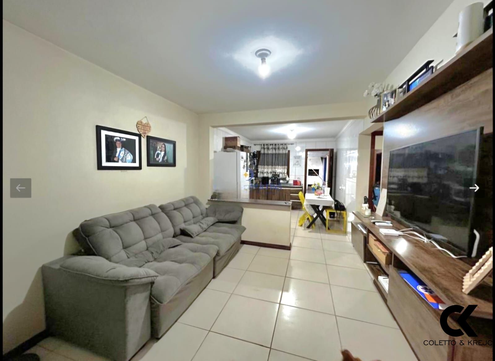 Casa à venda com 2 quartos, 69m² - Foto 1