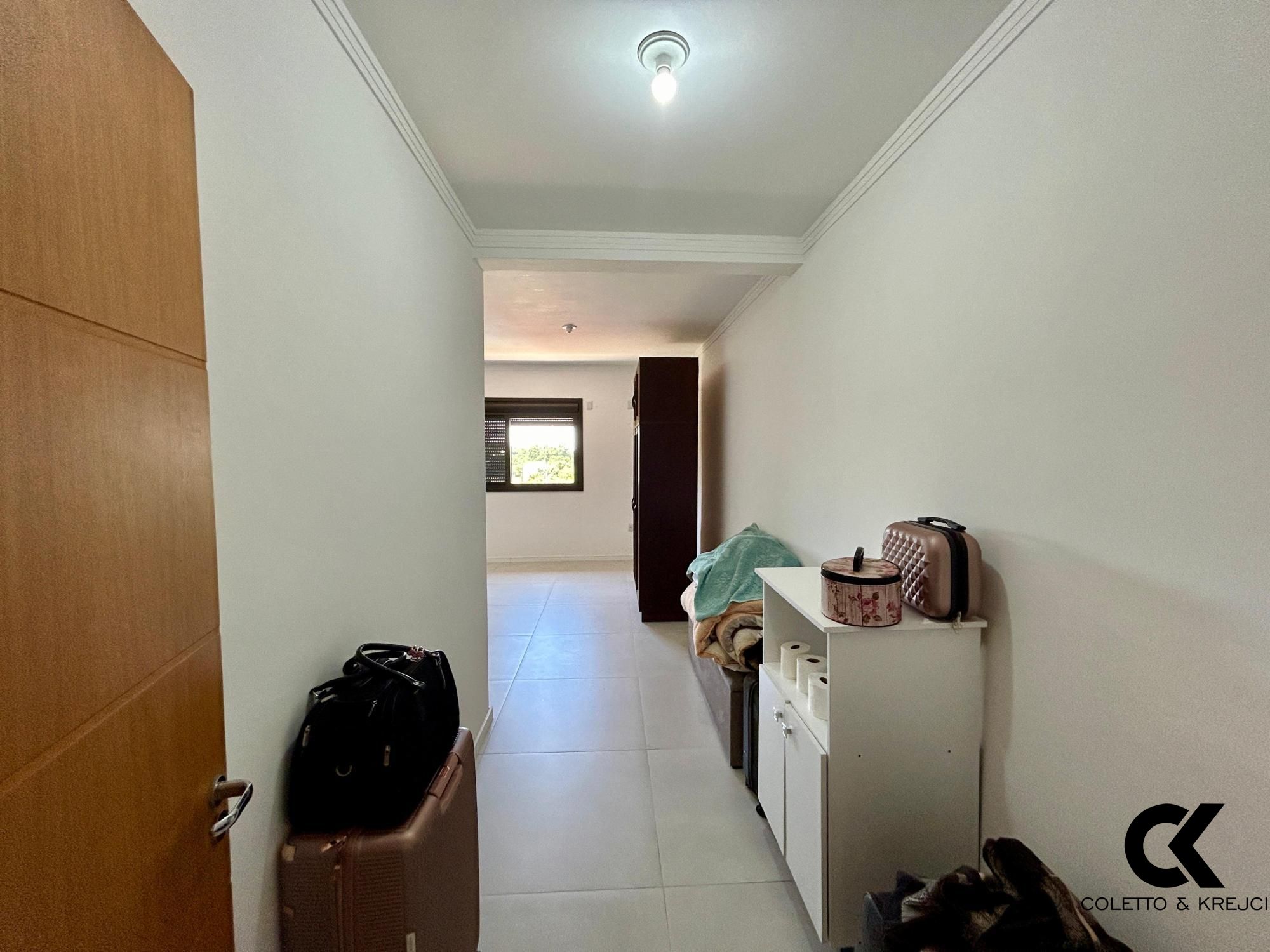 Casa à venda com 3 quartos, 201m² - Foto 18