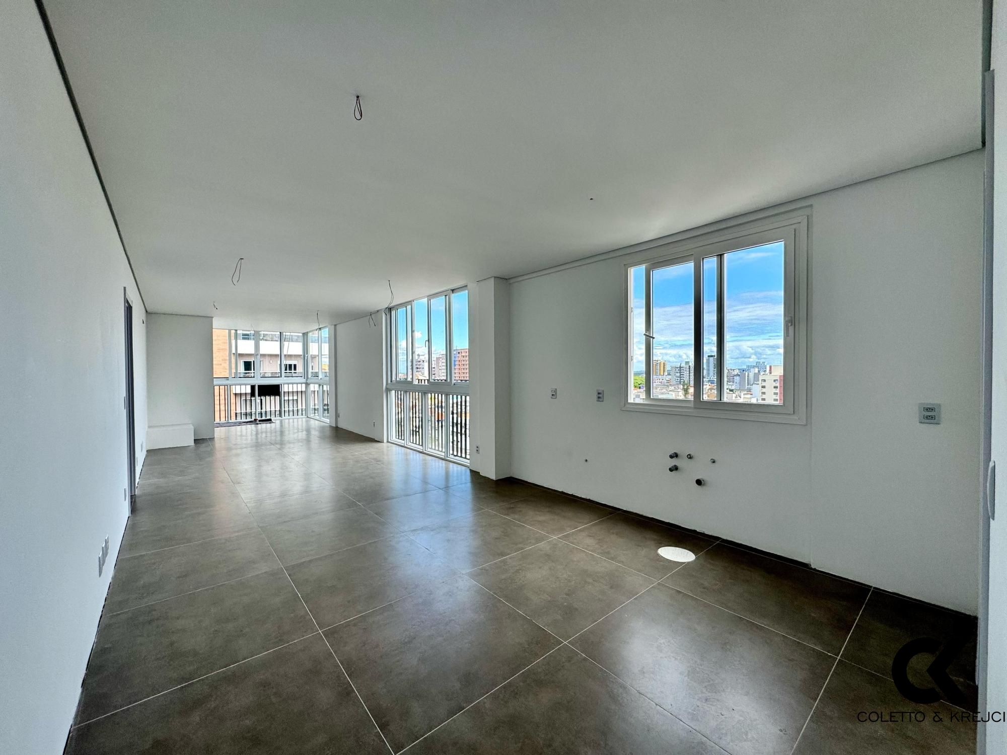 Apartamento, 3 quartos, 132 m² - Foto 1