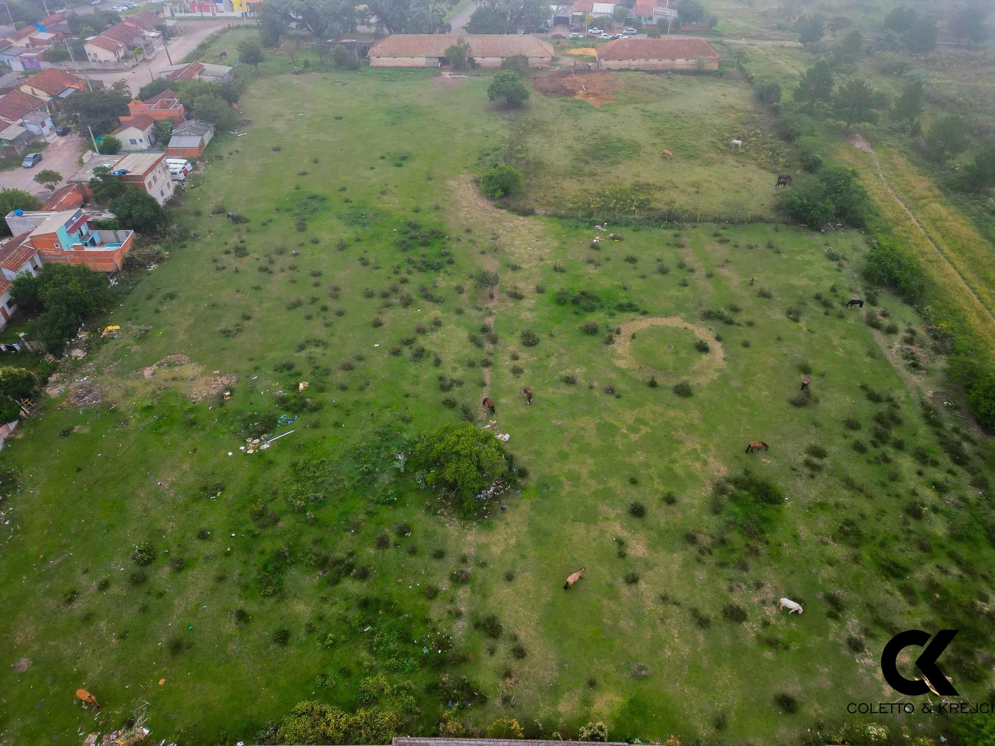 Terreno à venda, 21375m² - Foto 1