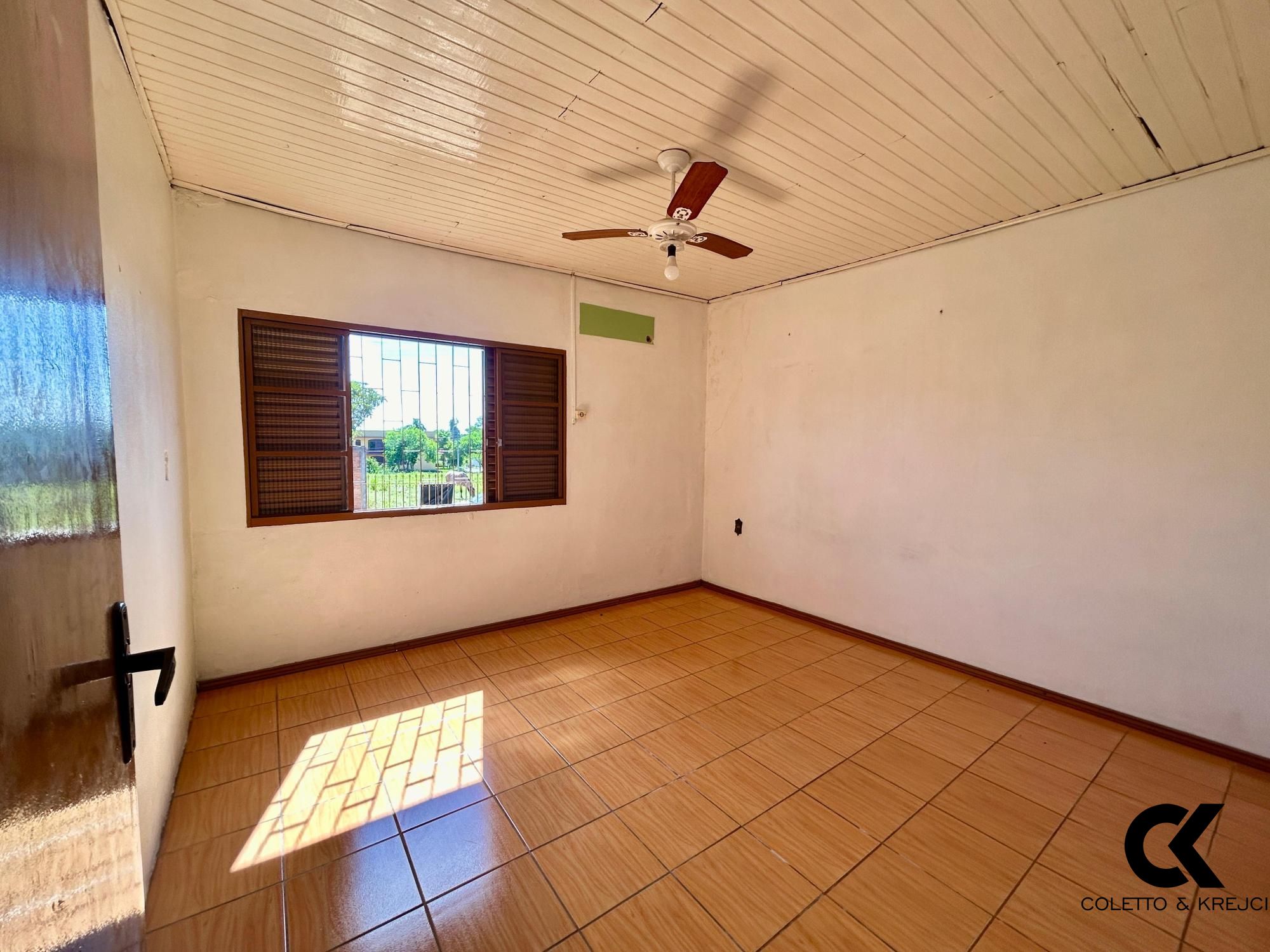 Casa à venda com 4 quartos, 100m² - Foto 5