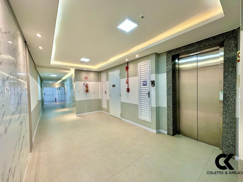 Apartamento, 1 quarto, 70 m² - Foto 2