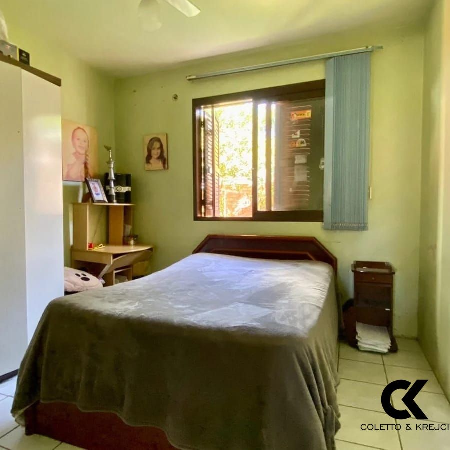 Casa à venda com 3 quartos, 200m² - Foto 12