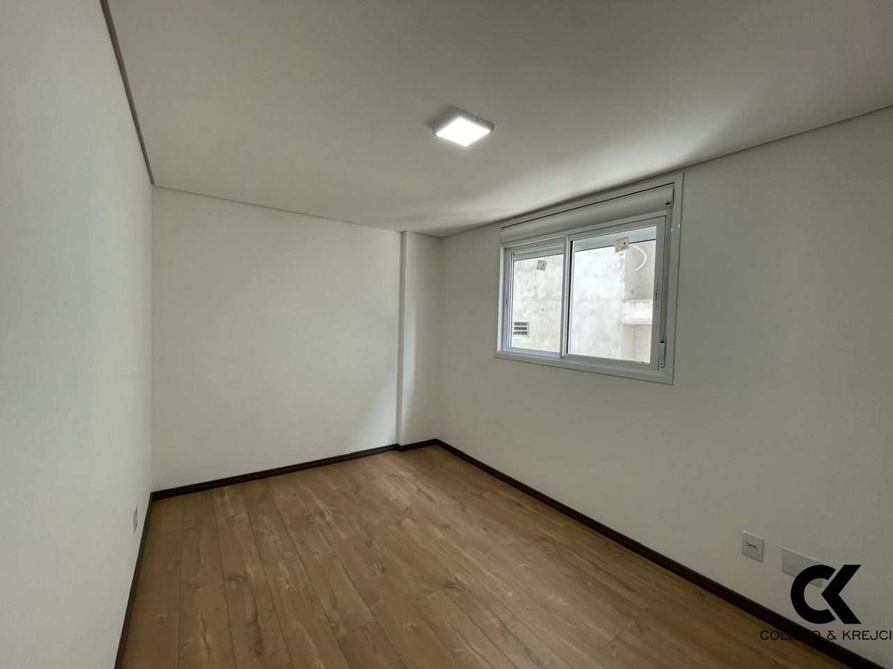 Apartamento à venda com 1 quarto, 34m² - Foto 3