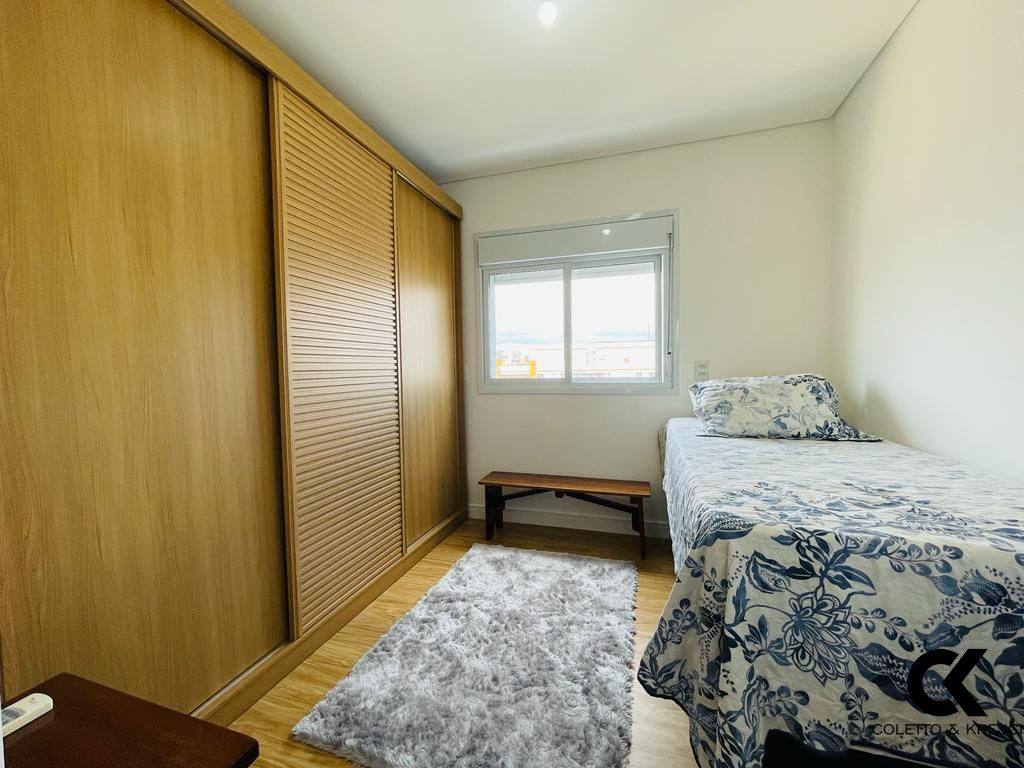 Apartamento à venda com 3 quartos, 131m² - Foto 14