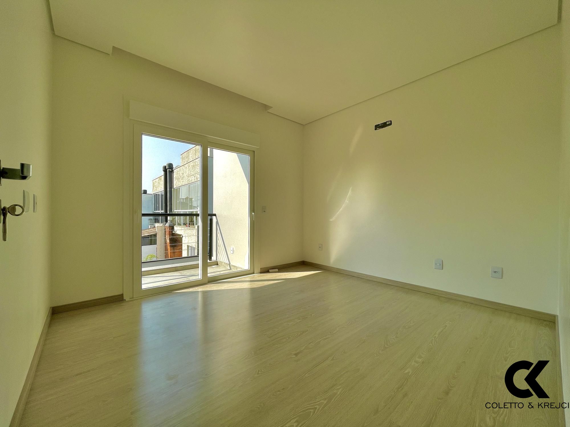 Casa à venda com 4 quartos, 199m² - Foto 25