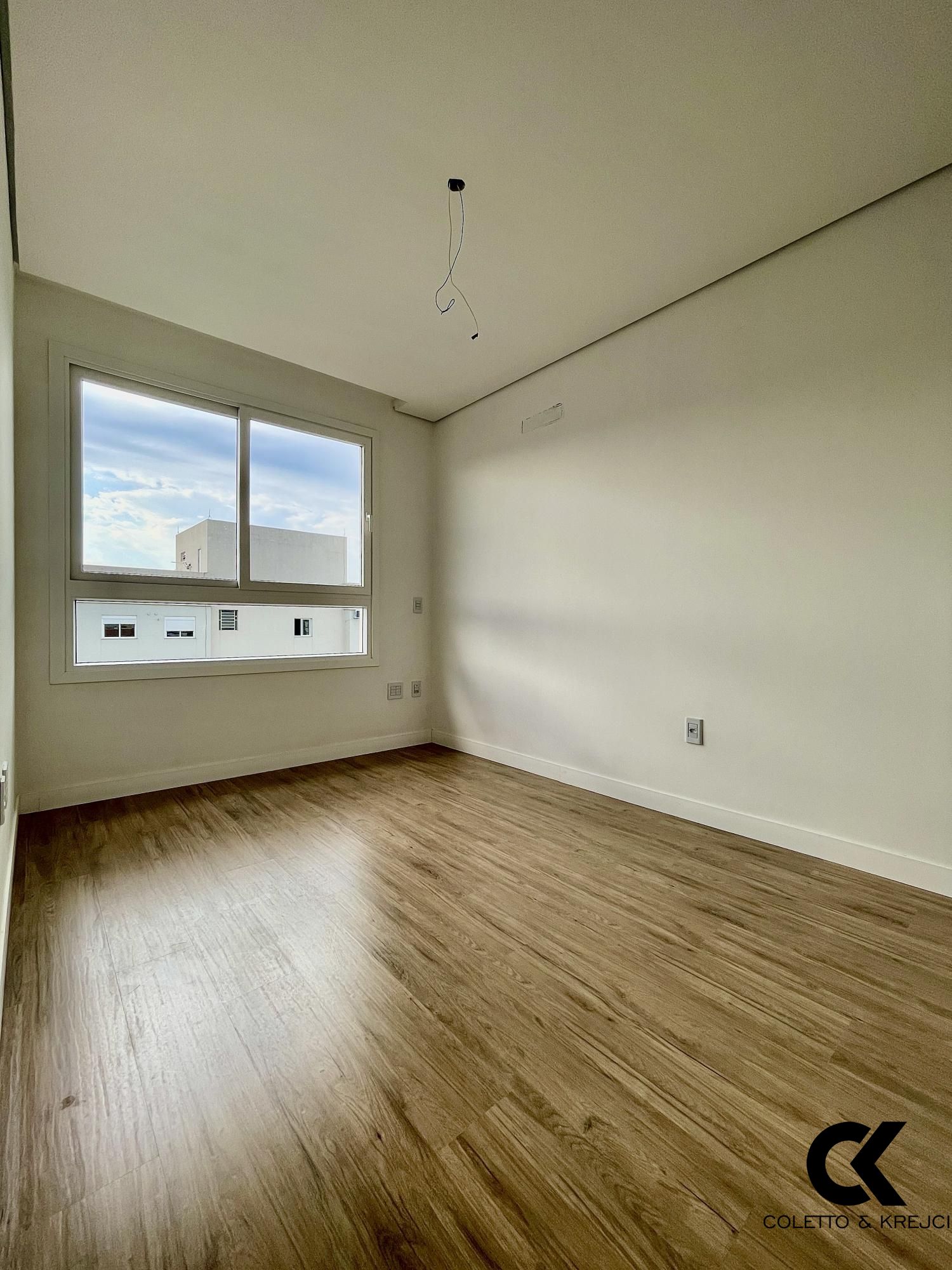 Apartamento à venda com 2 quartos, 66m² - Foto 31