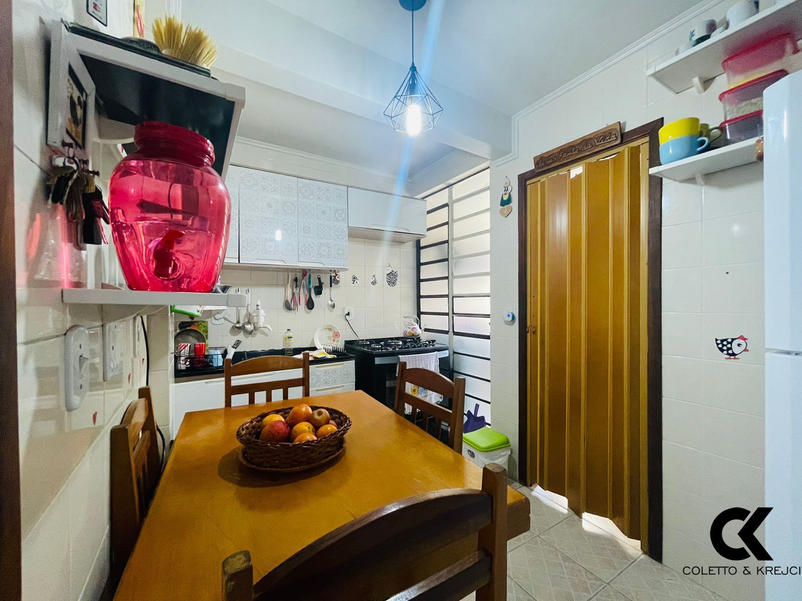 Apartamento à venda com 3 quartos, 71m² - Foto 2