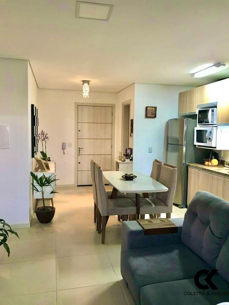 Apartamento à venda com 2 quartos, 53m² - Foto 4