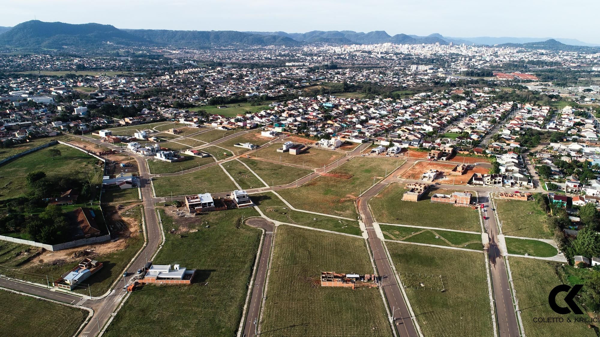 Terreno à venda, 322m² - Foto 1