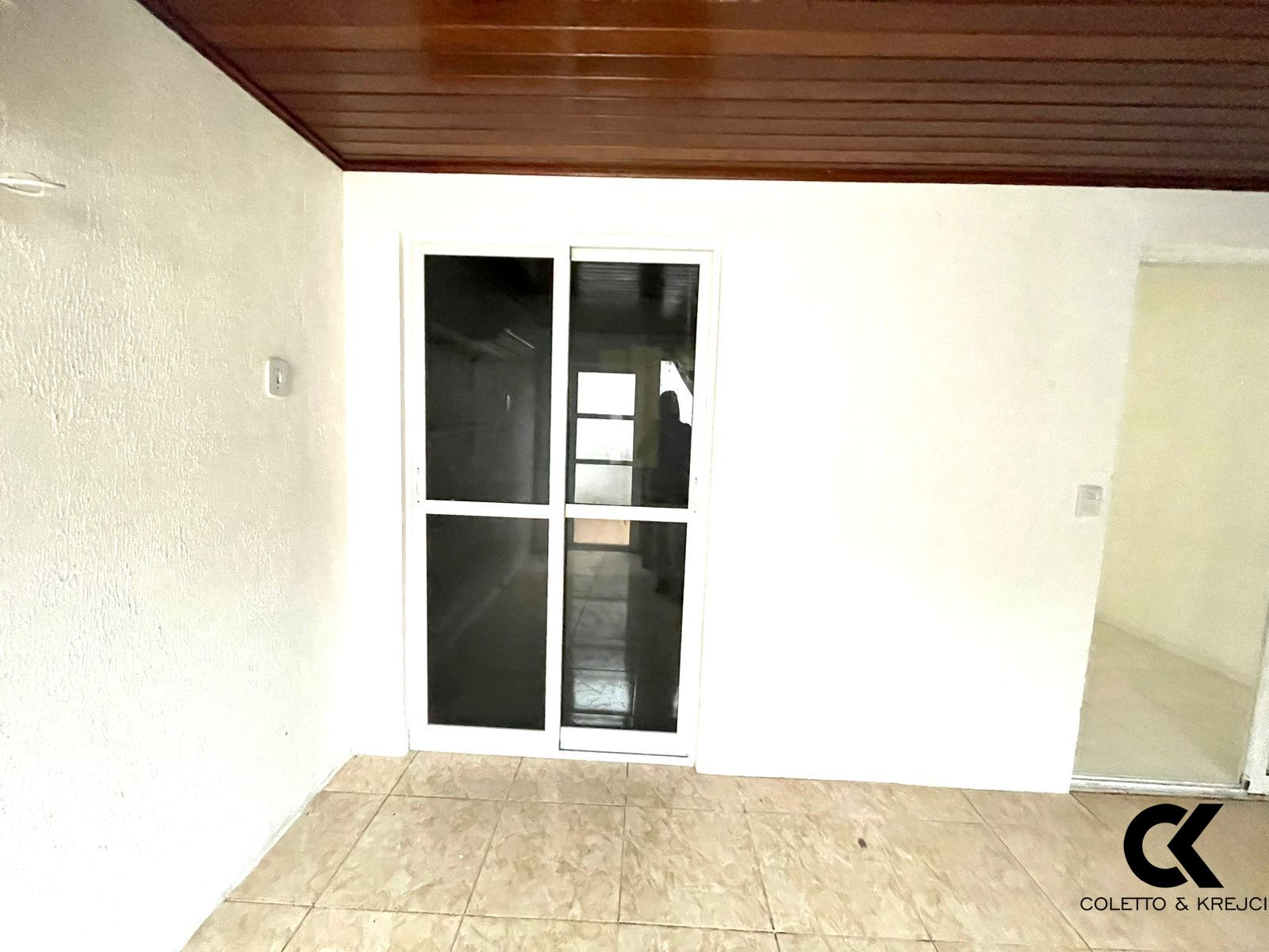 Casa à venda com 2 quartos, 51m² - Foto 6