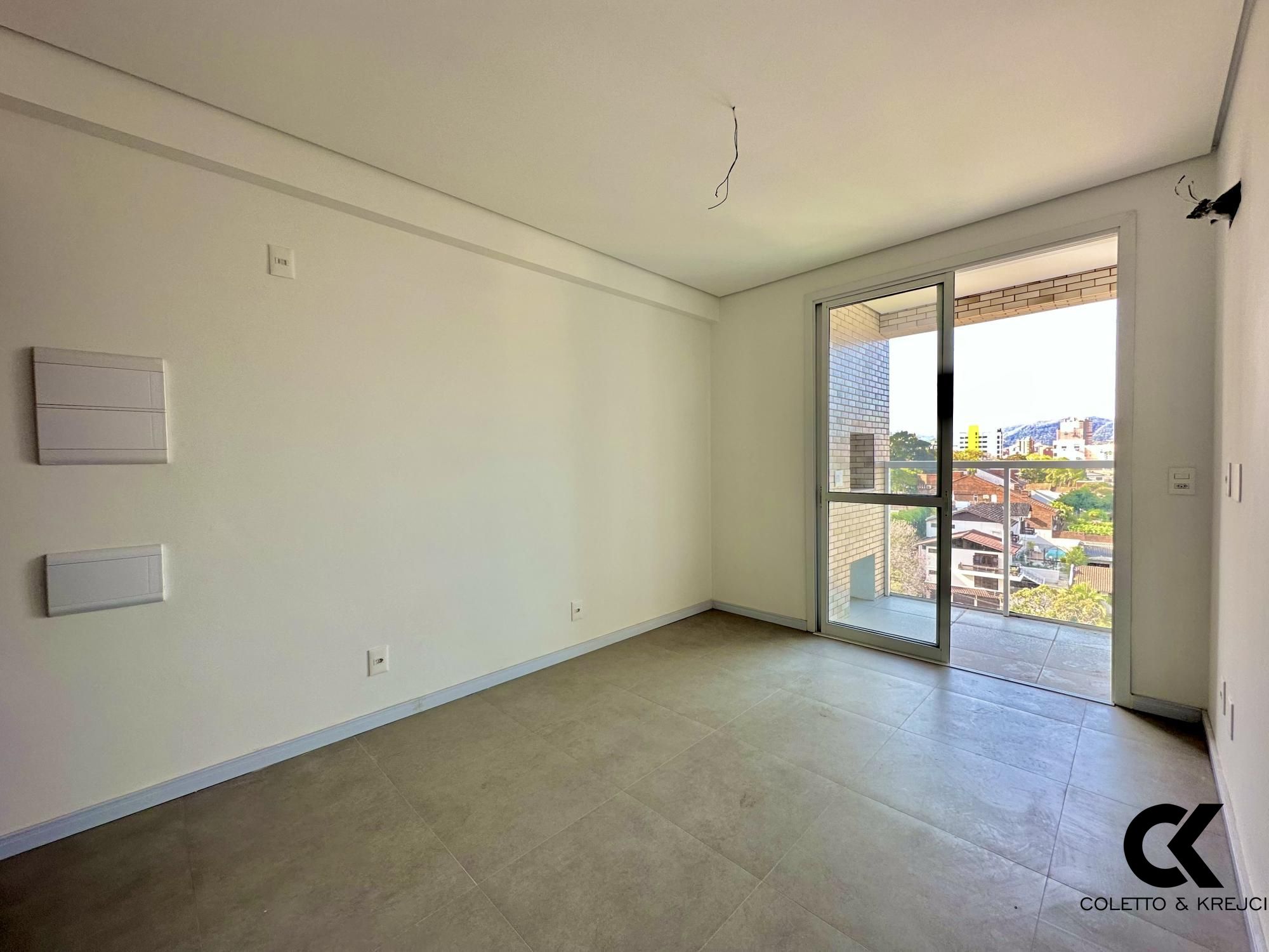 Apartamento à venda com 3 quartos, 100m² - Foto 4