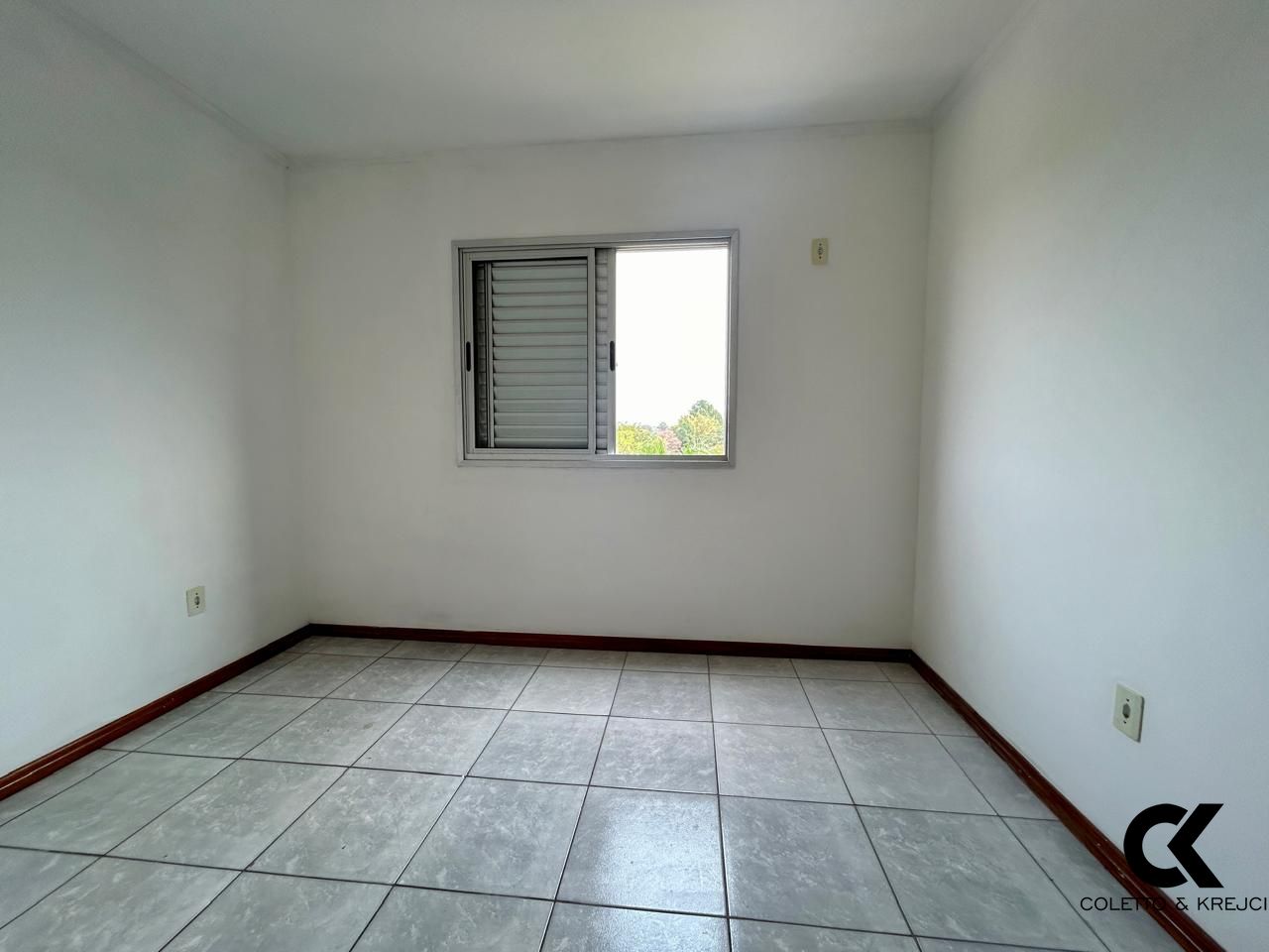 Apartamento à venda com 2 quartos, 57m² - Foto 17