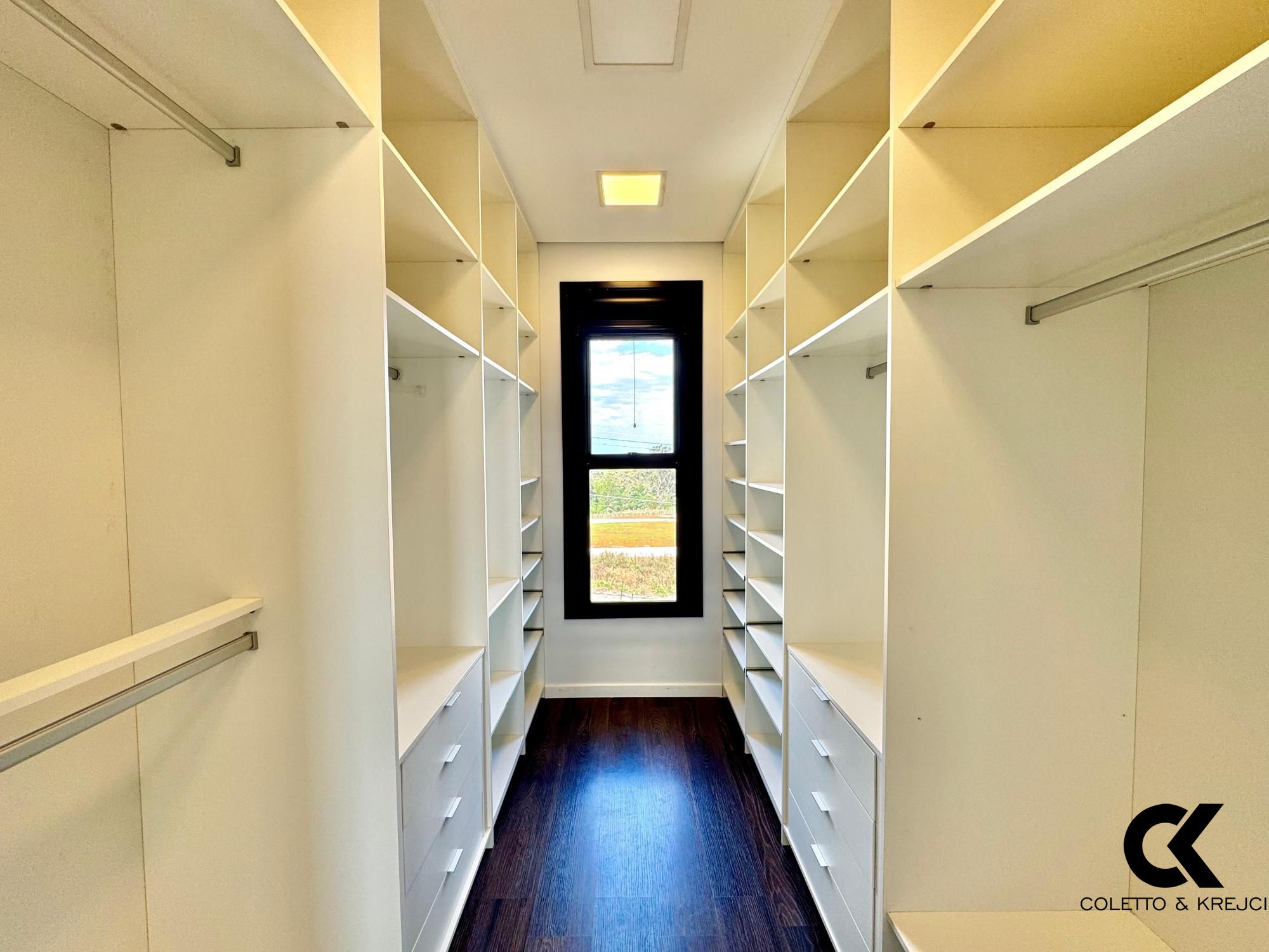 Casa de Condomínio à venda com 3 quartos, 245m² - Foto 17