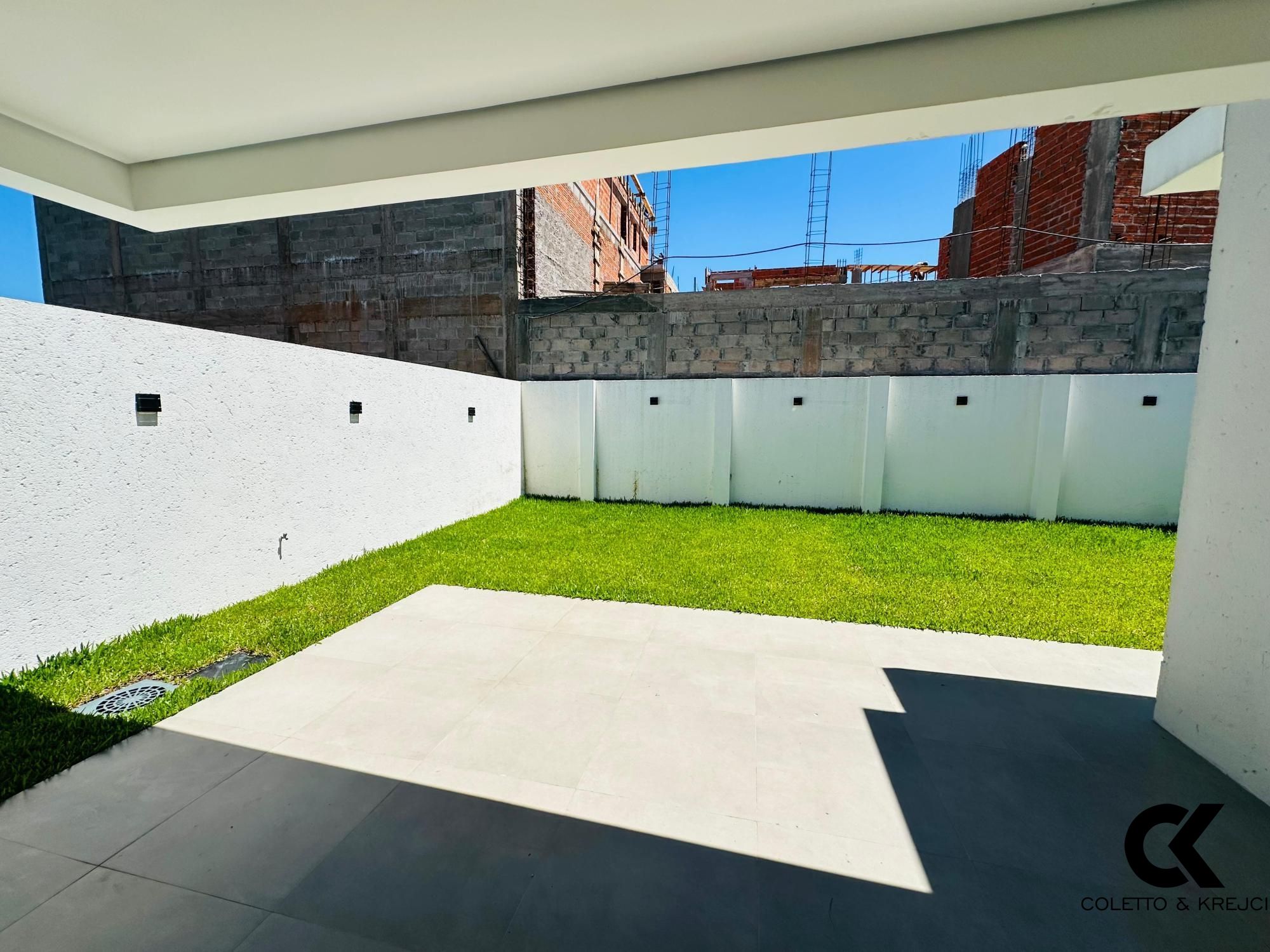 Casa de Condomínio à venda com 3 quartos, 215m² - Foto 5