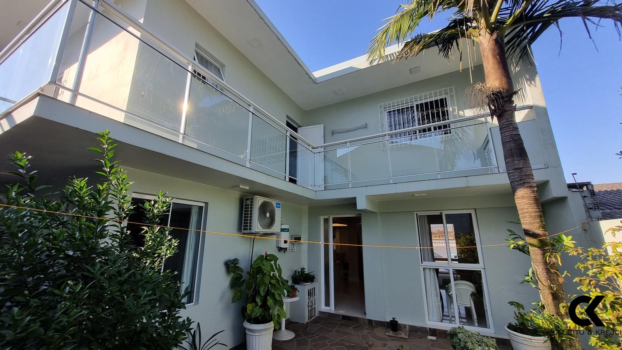 Casa à venda com 3 quartos, 207m² - Foto 9