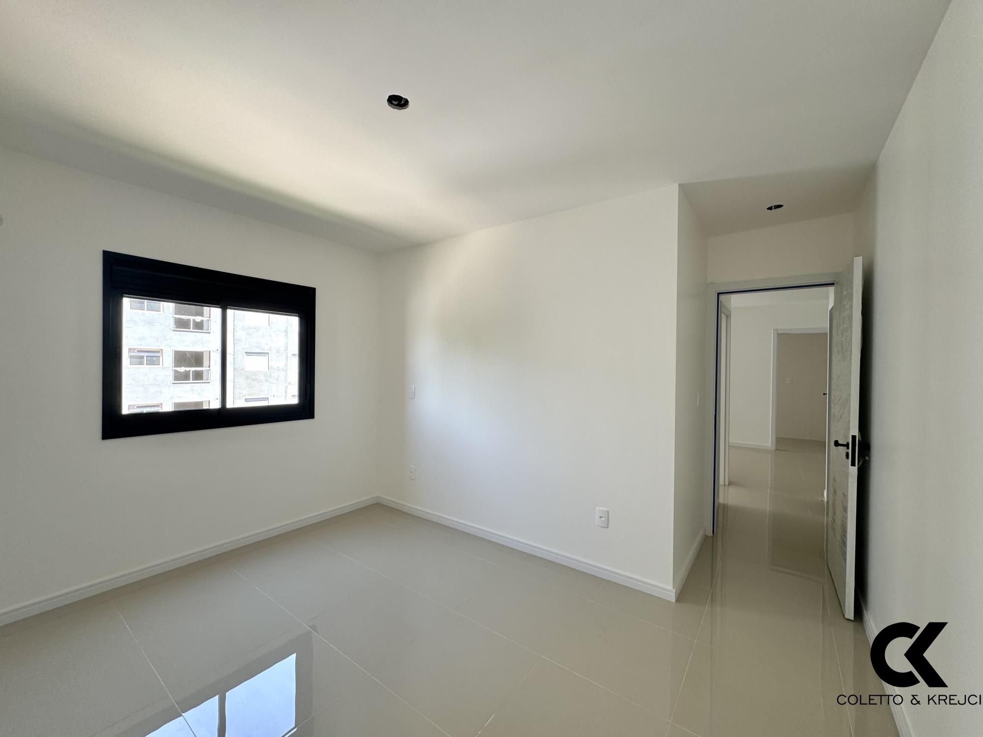Apartamento à venda com 2 quartos, 84m² - Foto 11