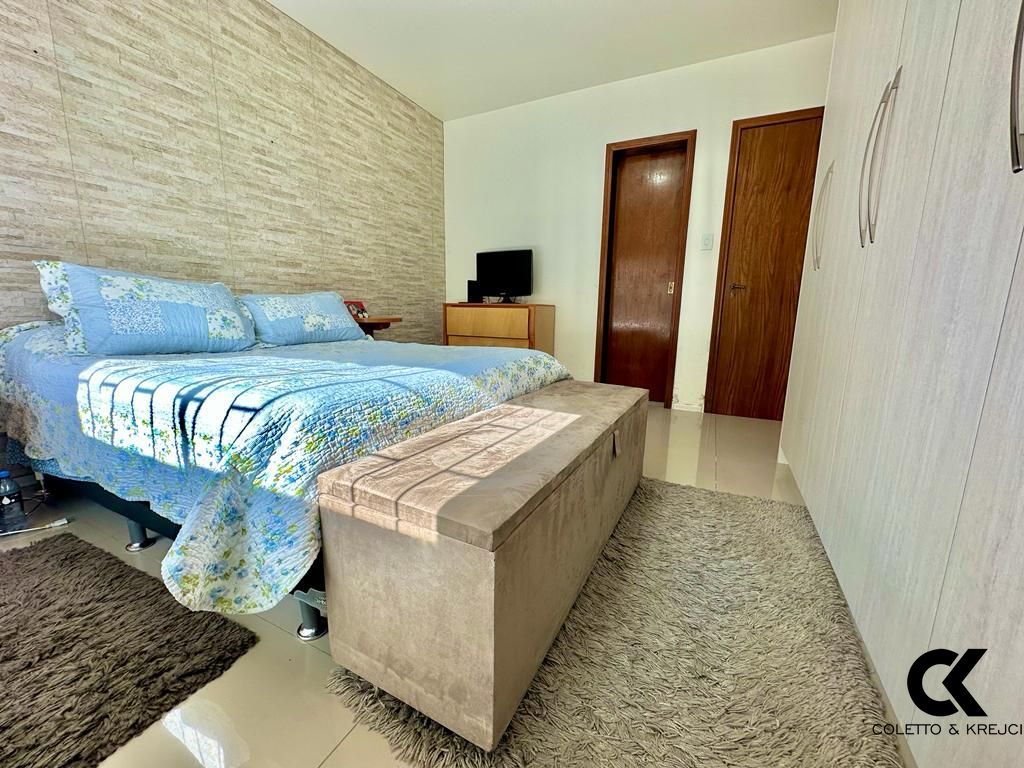 Apartamento à venda com 3 quartos, 125m² - Foto 11