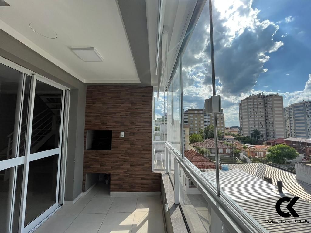 Apartamento à venda com 2 quartos, 108m² - Foto 1