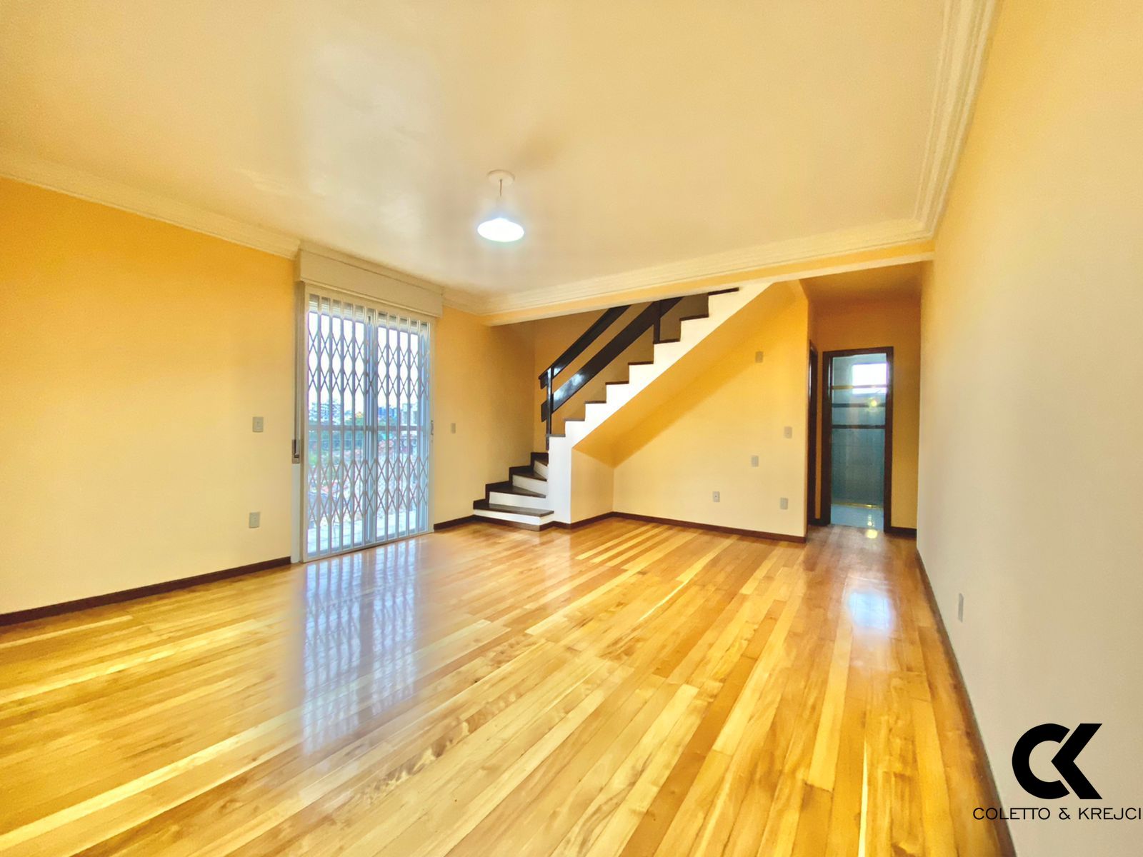 Apartamento à venda com 3 quartos, 227m² - Foto 7