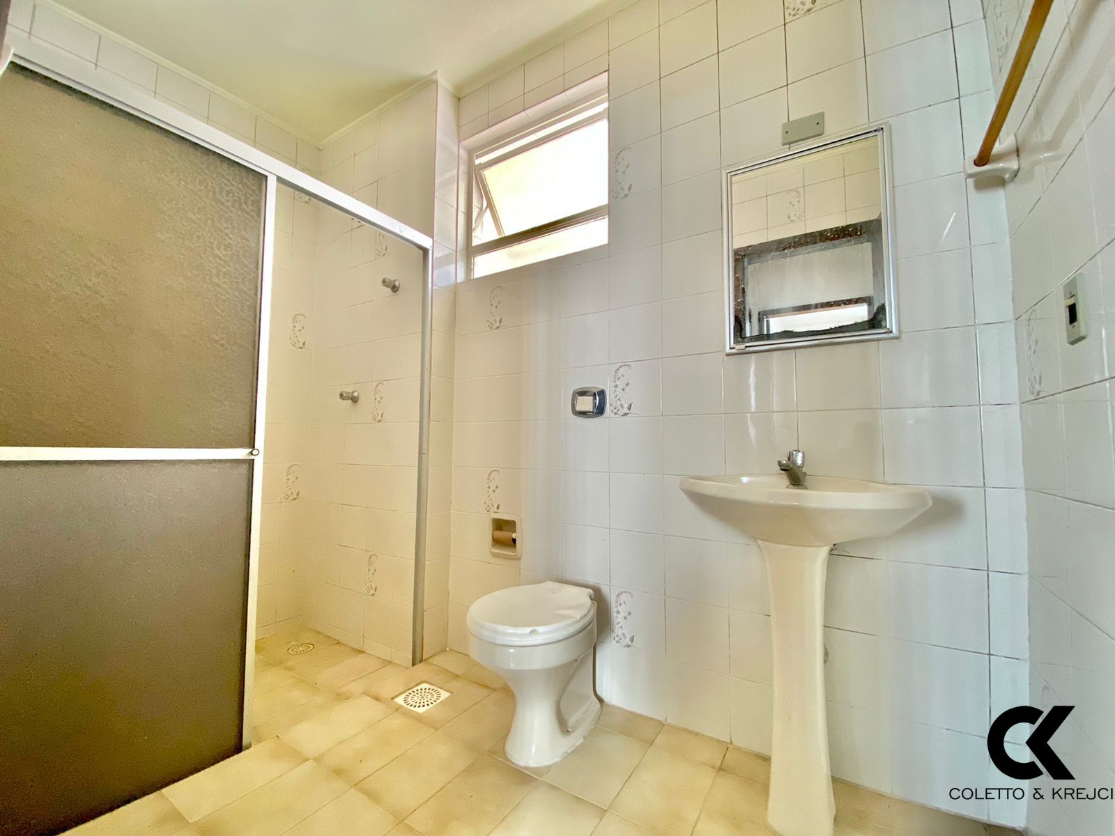 Apartamento à venda com 2 quartos, 70m² - Foto 6