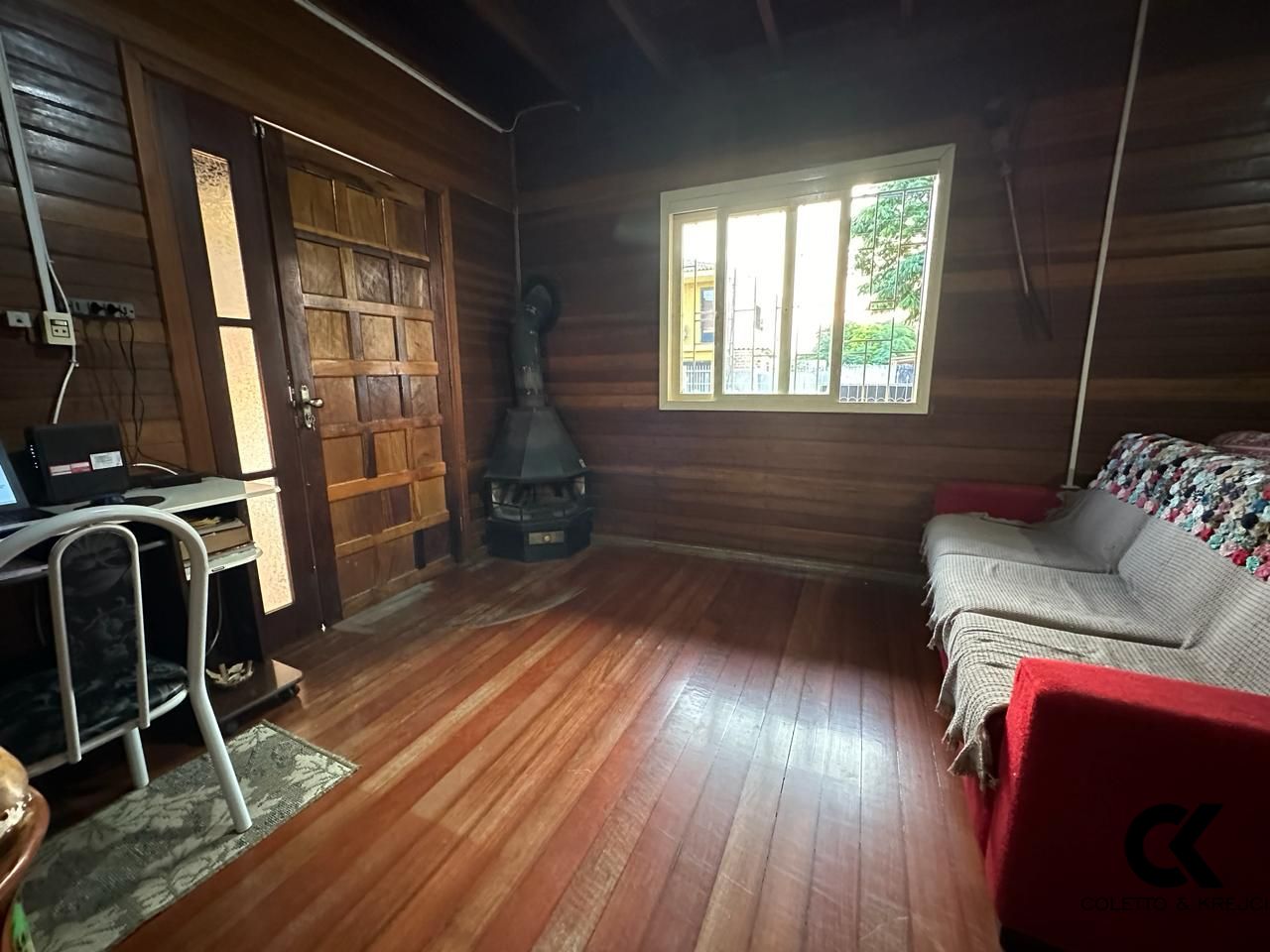 Casa à venda com 5 quartos, 196m² - Foto 3