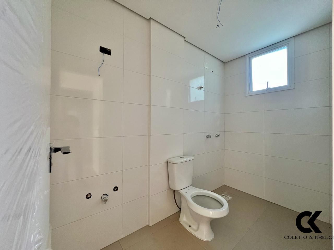 Apartamento à venda com 3 quartos, 118m² - Foto 9