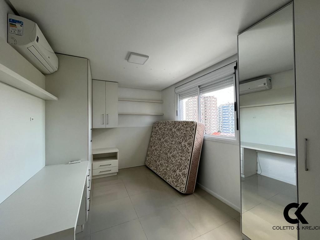 Apartamento à venda com 2 quartos, 108m² - Foto 11