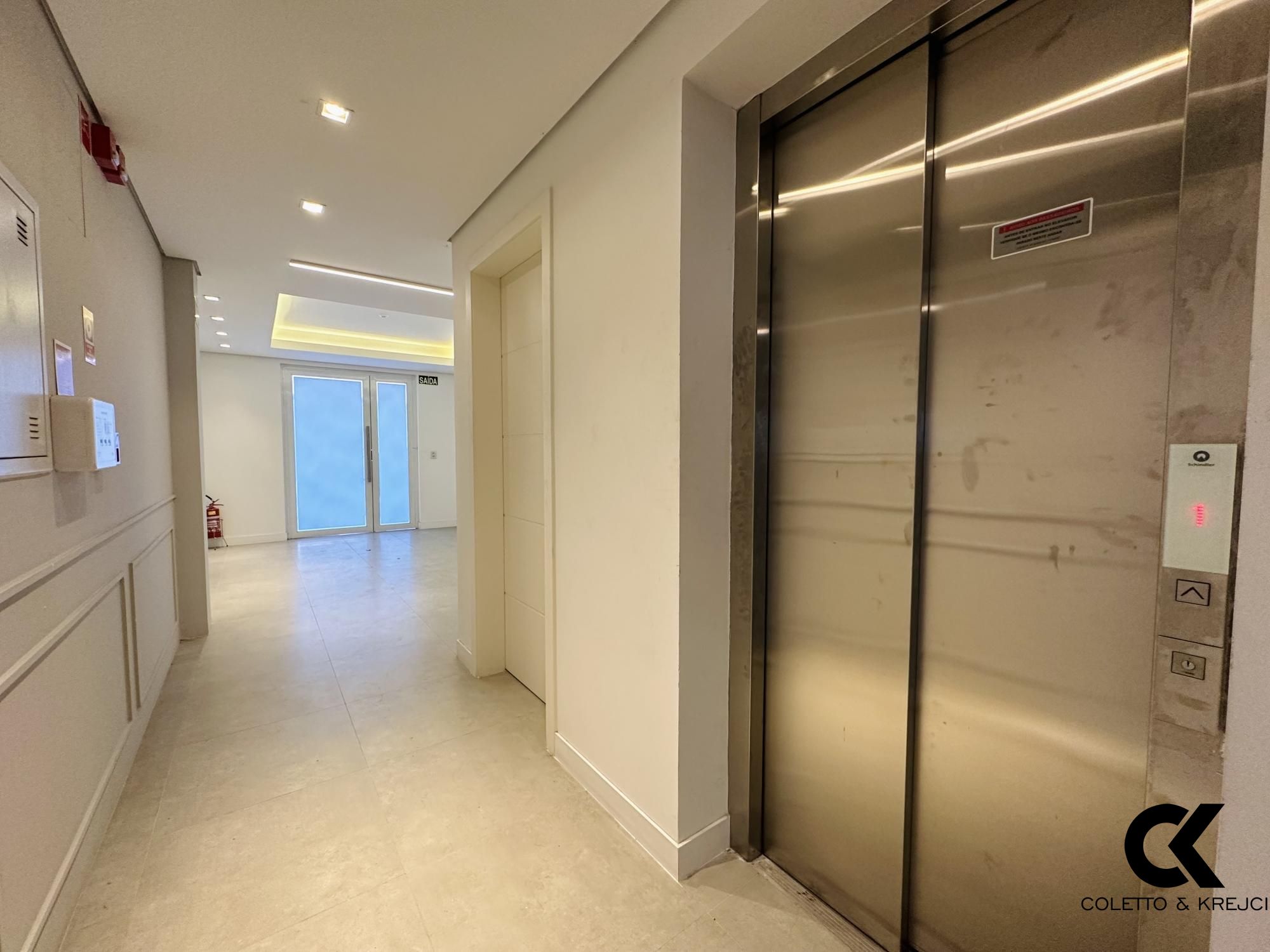 Apartamento à venda com 2 quartos, 77m² - Foto 15