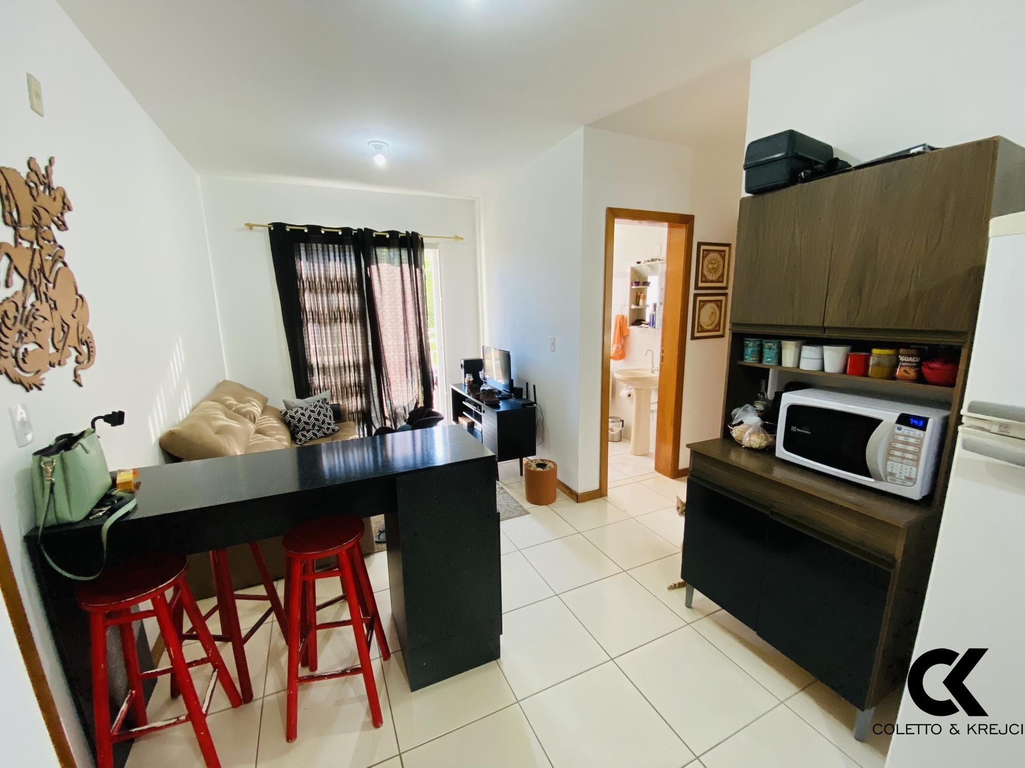 Apartamento à venda com 2 quartos, 64m² - Foto 5