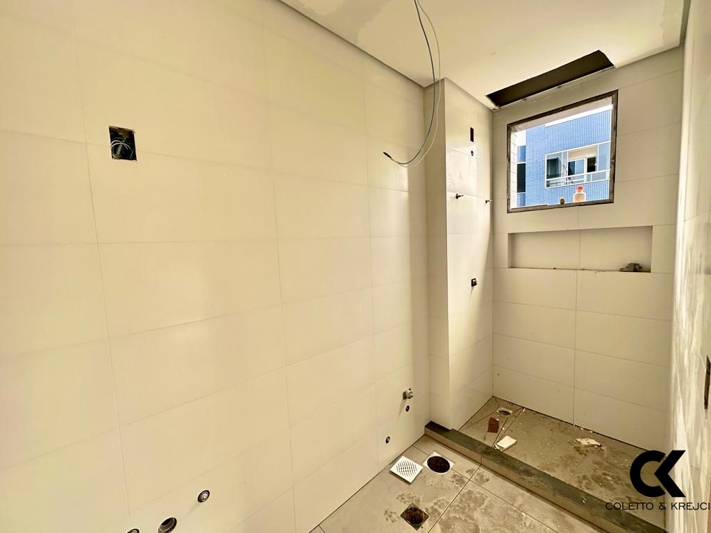 Apartamento à venda com 2 quartos, 86m² - Foto 4